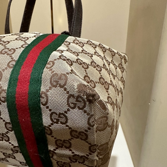Gucci Sherri Line GG Padlock Tote with Charms - Picture 10 of 16